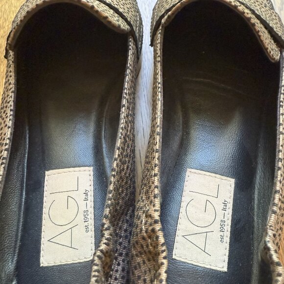 AGL ITALY Micro Pointed Toe Loafers; Polka Dot Print; Size 37 - Picture 2 of 9